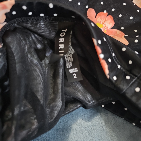 Torrid Black Floral High-Waisted Bikini Bottom - Picture 5 of 6